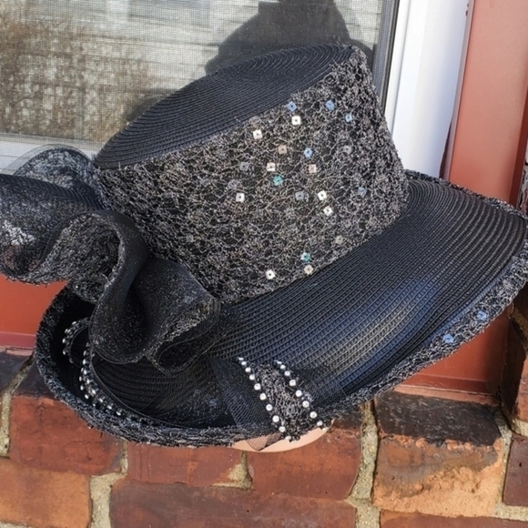 Gray Sequined wide brim hat NWT - Picture 2 of 13